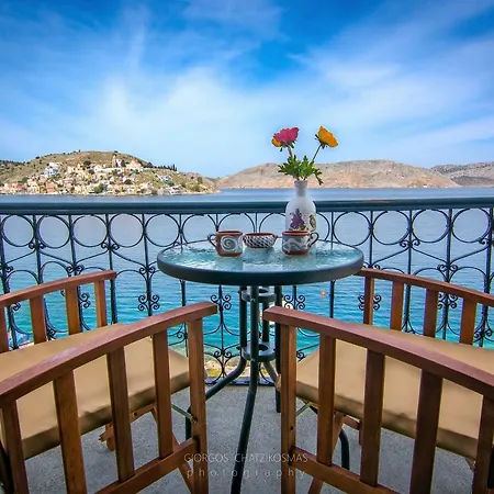 Traditional Seafront Mansion - Mirsini Lejlighed Simi
